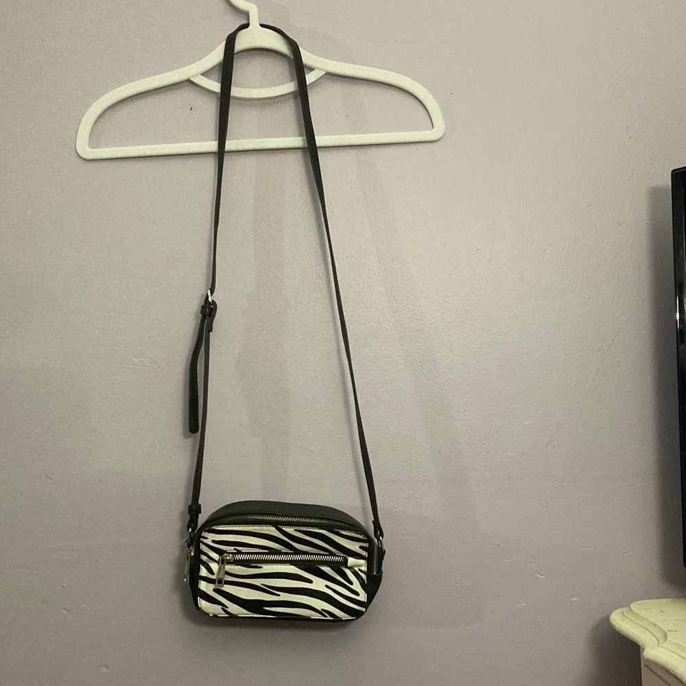 Forever 21 Black and White Crossbody Bag